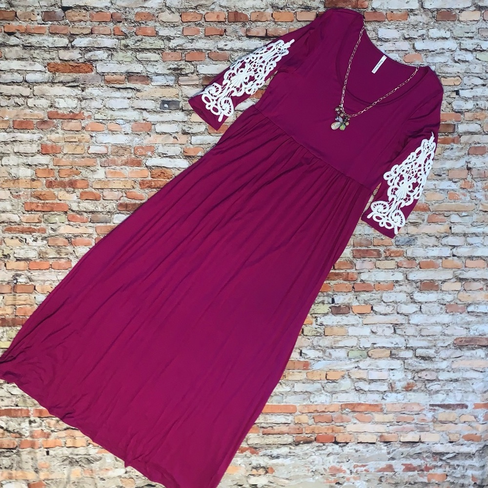 Plus size 3/4 sleeve maxi dress